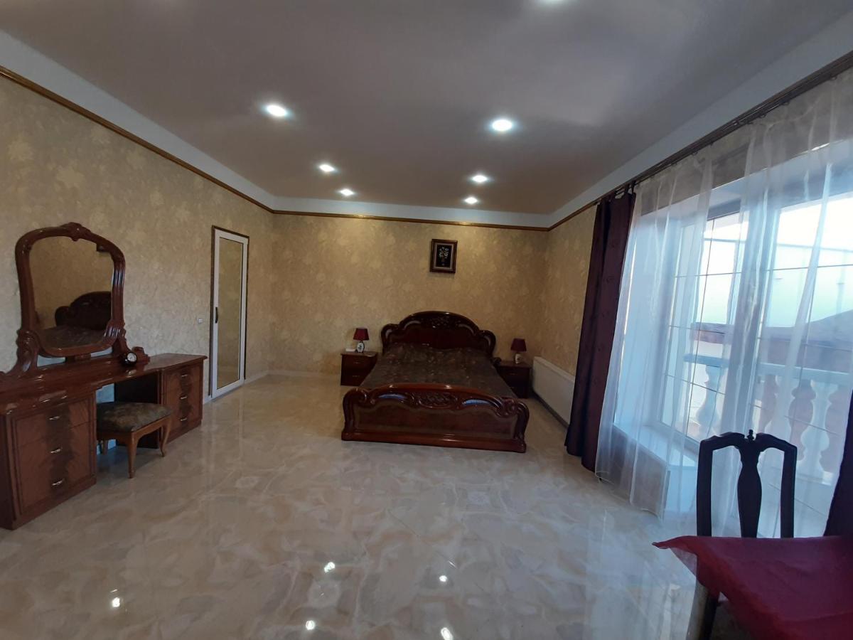 Аппартаменты С Балконом Leilighet Odessa Eksteriør bilde