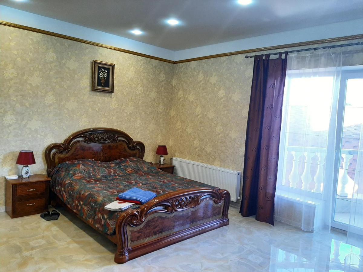 Аппартаменты С Балконом Leilighet Odessa Eksteriør bilde