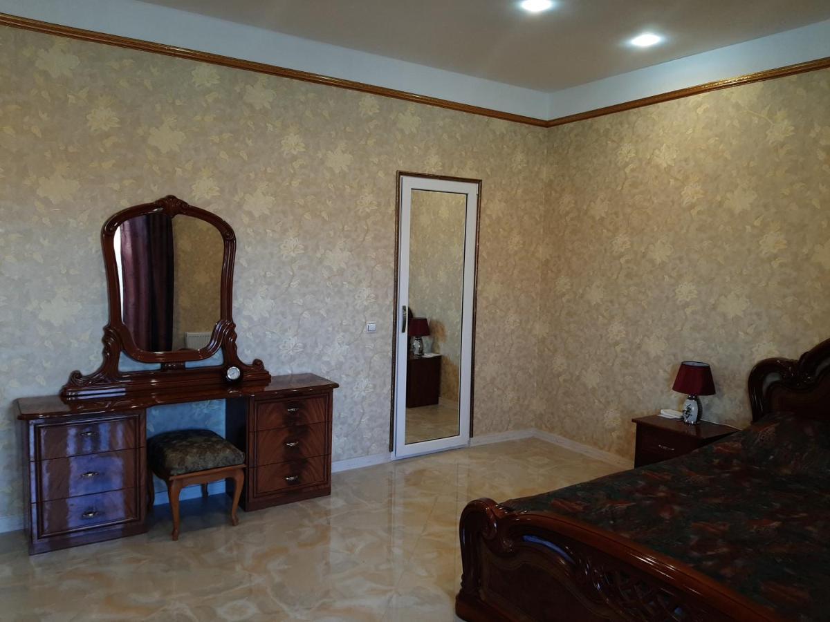 Аппартаменты С Балконом Leilighet Odessa Eksteriør bilde