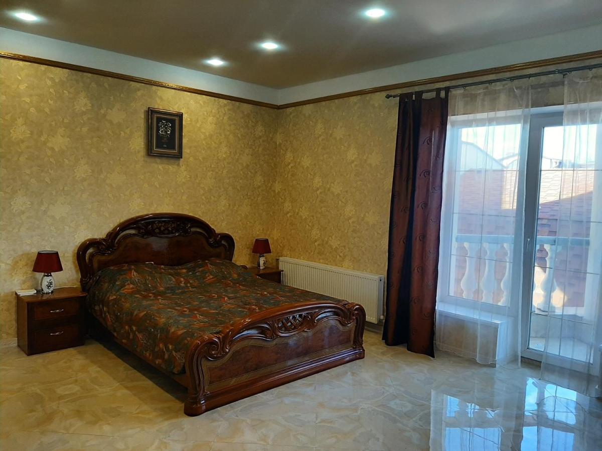 Аппартаменты С Балконом Leilighet Odessa Eksteriør bilde